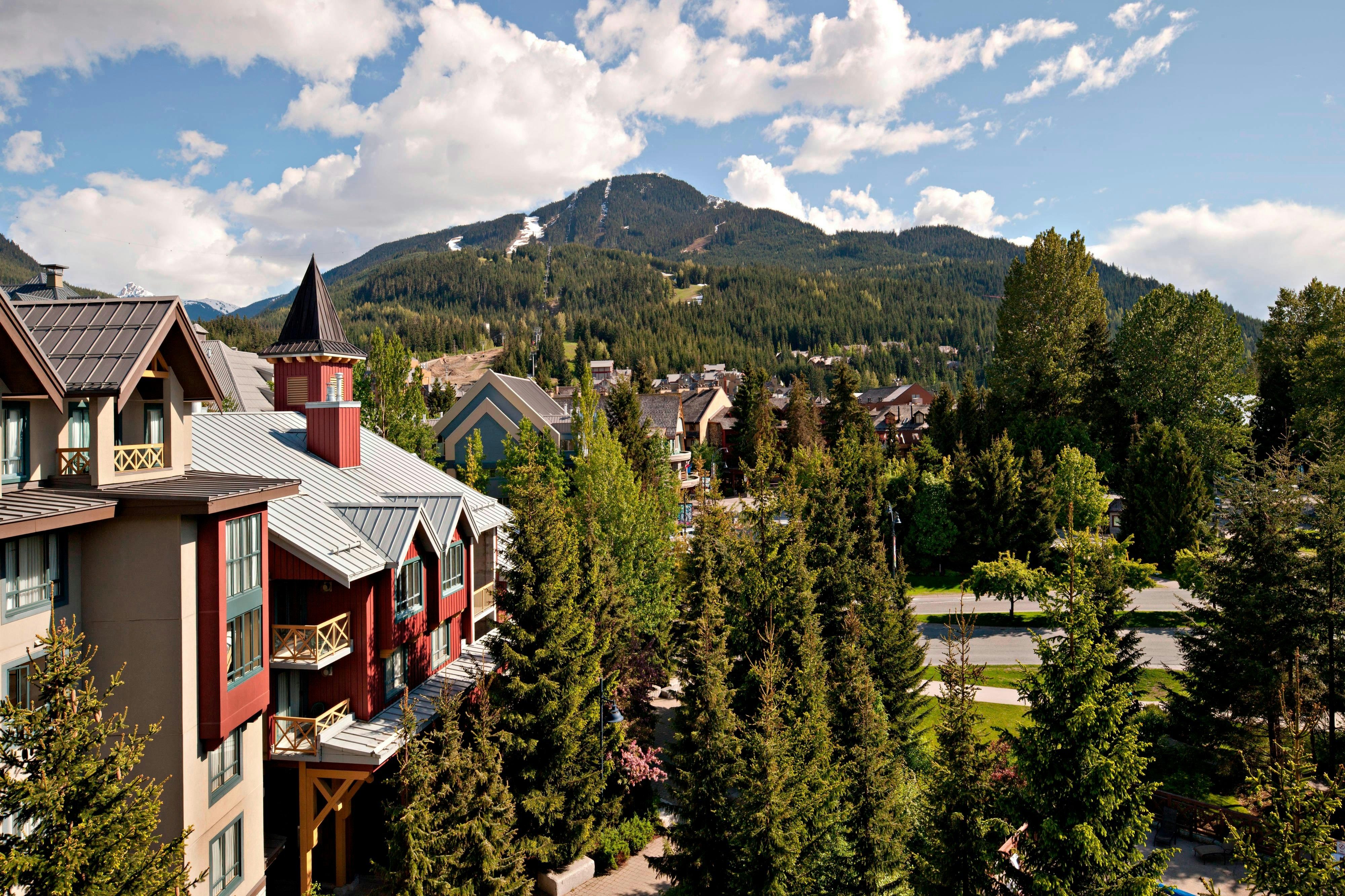 Delta Whistler Village Suites 34/34