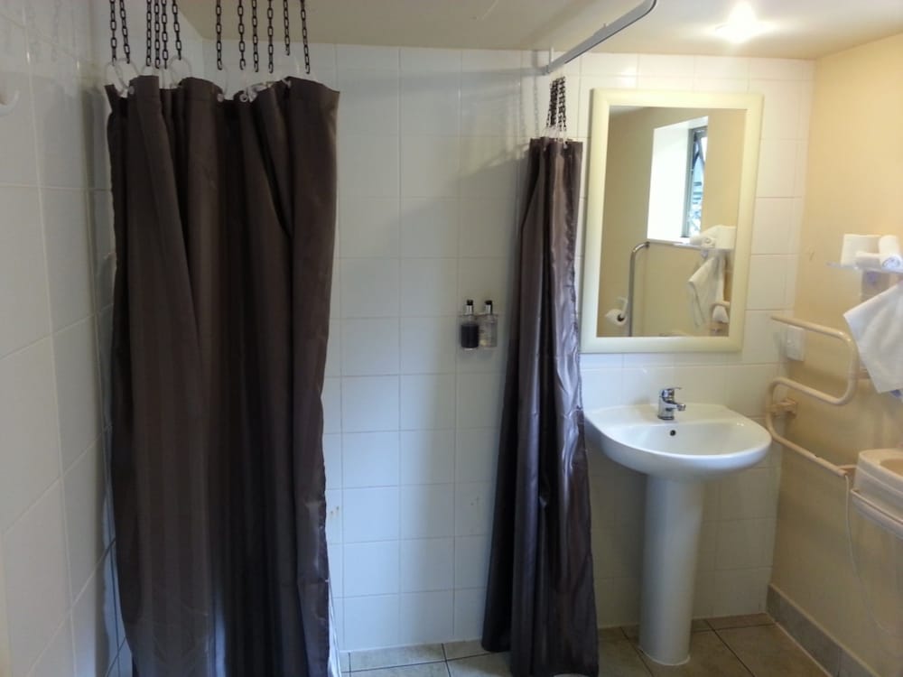 New Castle Motor Lodge 22/53