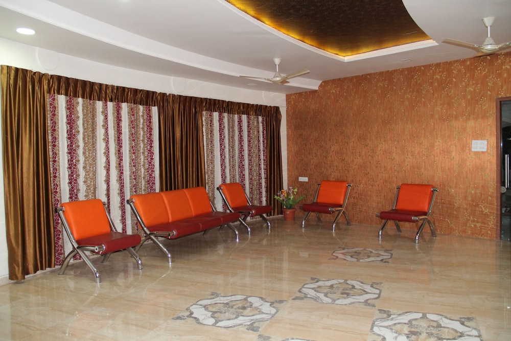 Hotel Tapovan 13/27