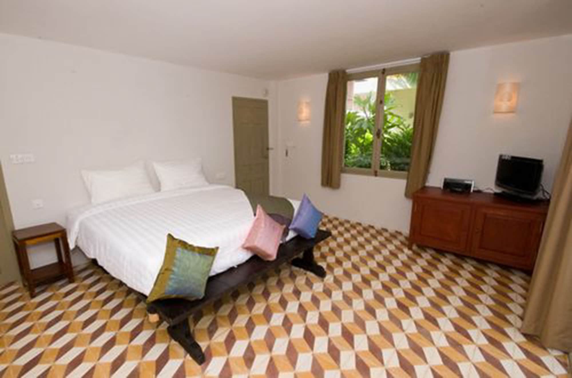 Standard, Double Bed