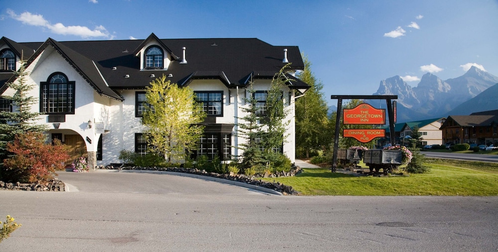 The Georgetown Inn 63/71