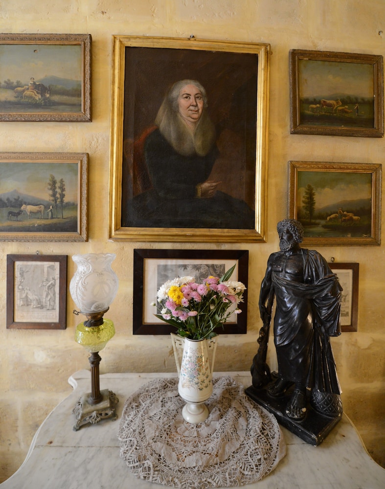 Paulos Valletta 3/50