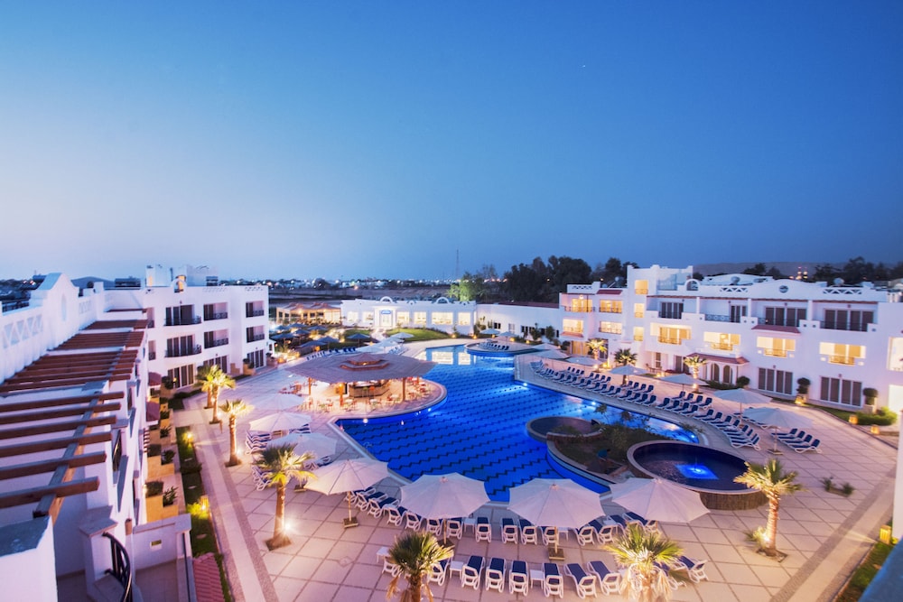 Old Vic Sharm El Sheikh 10/53