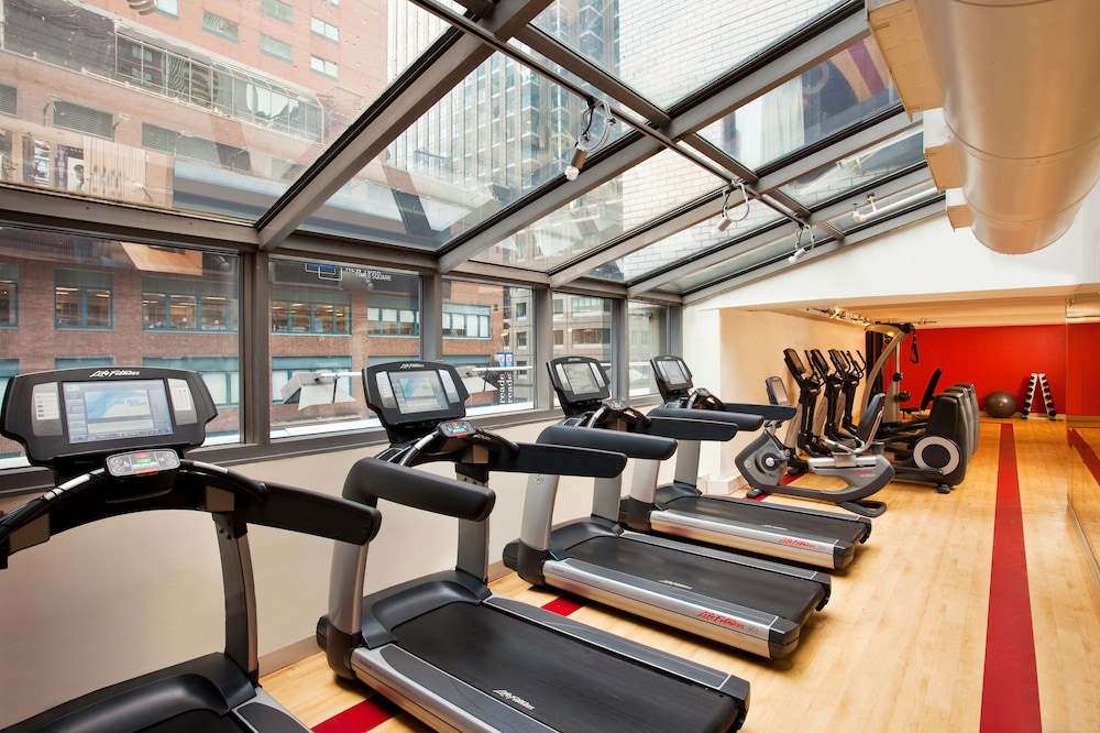 Crowne Plaza Manhattan Times Square by IHG 52/90