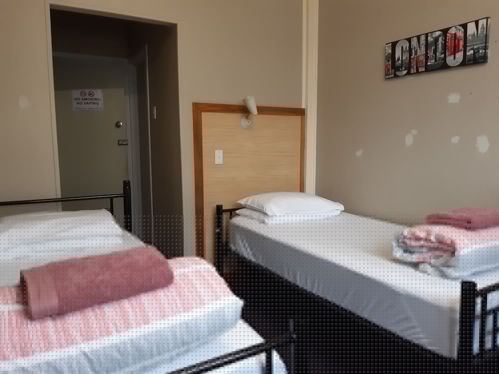 Ariki Backpackers 25/71