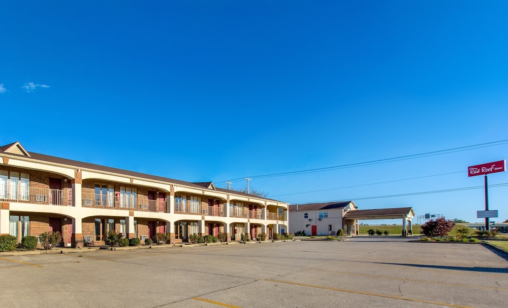 Red Roof Inn Vincennes 1/33