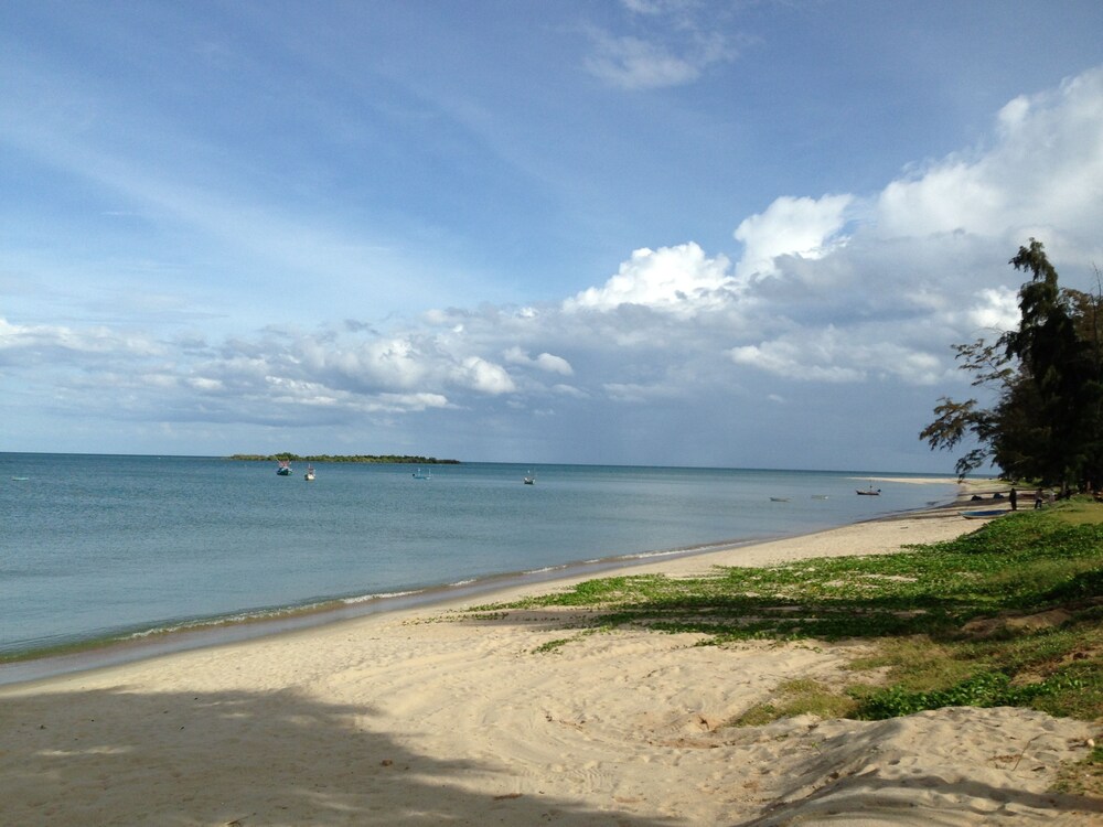 Sunshine Paradise Resort 50/65