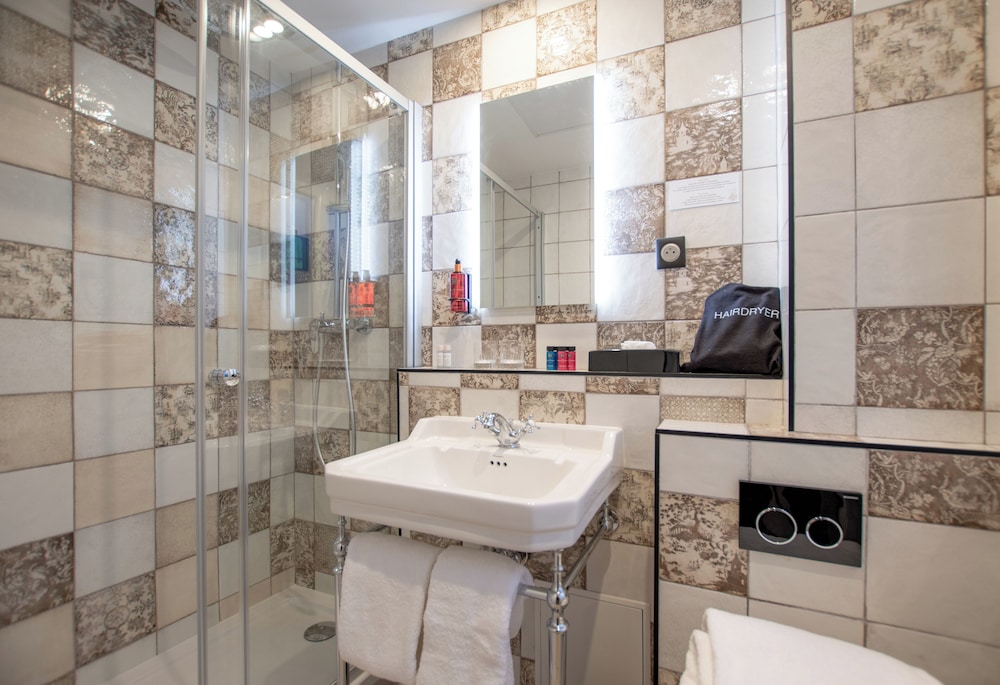 ELSA, Hotel Paris by Collection Vesper 54/60