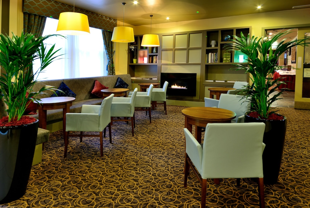 The Caledonian Hotel 38/62