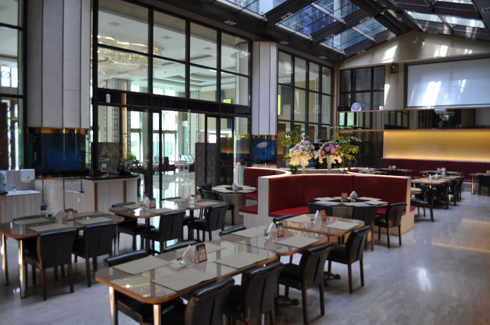 Happiness Inn Hotel New Taipei City 23/27
