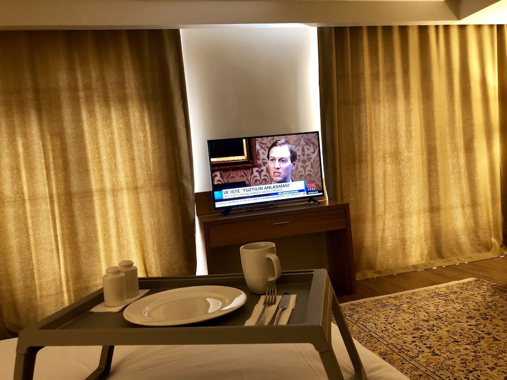 Hotel Fehmi Bey 65/75