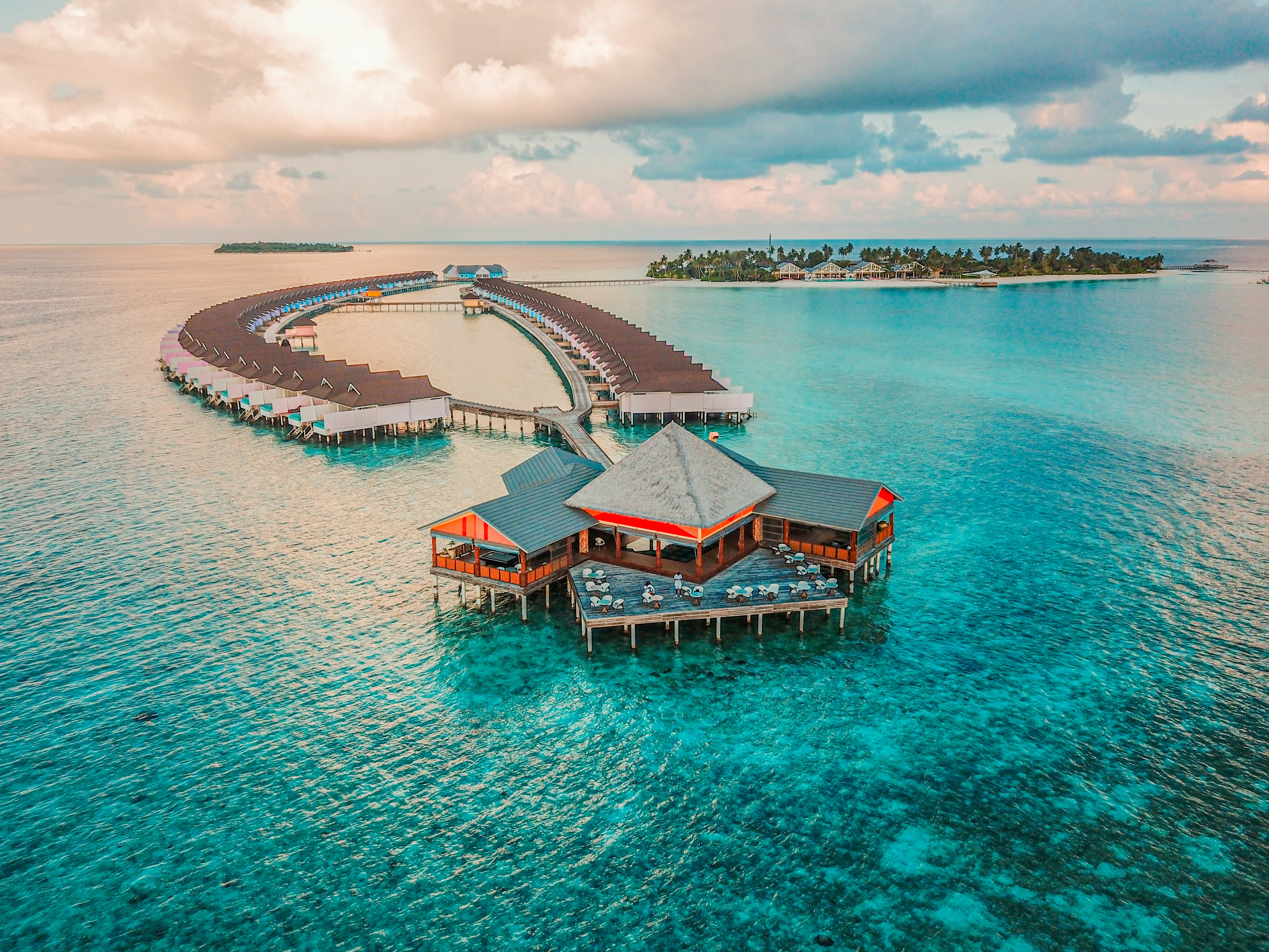 The Standard Huruvalhi Maldives 32/37