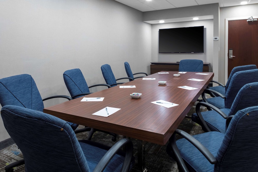 Hampton Inn By Hilton Concord/Bow 21/24