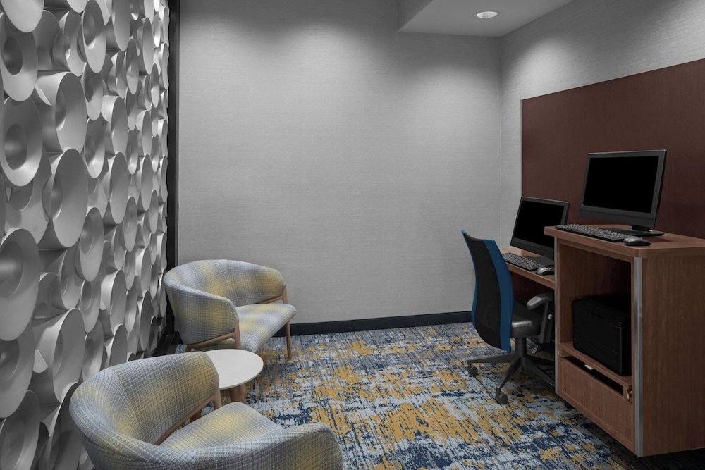 Towneplace Suites By Marriott Carlsbad 49/57