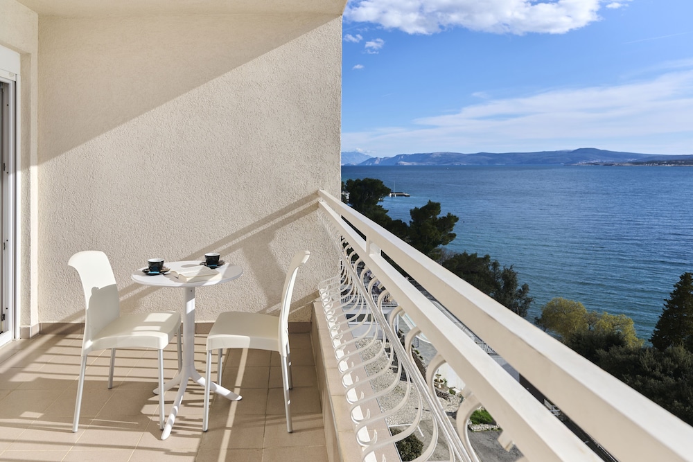 Mediteran Maradiso Hotel by Aminess 1/68