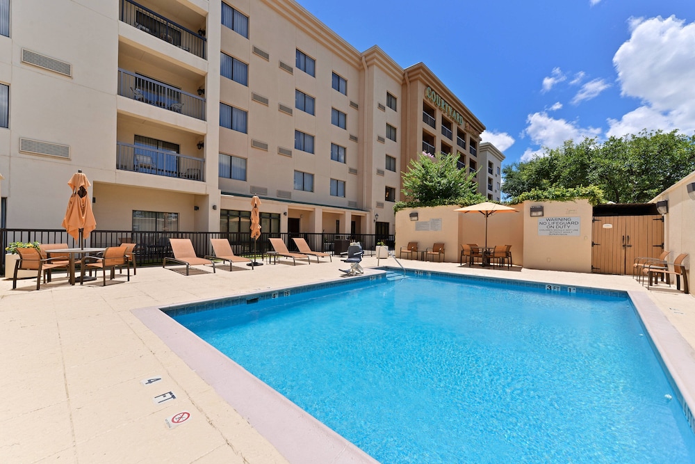 COURTYARD LAREDO
