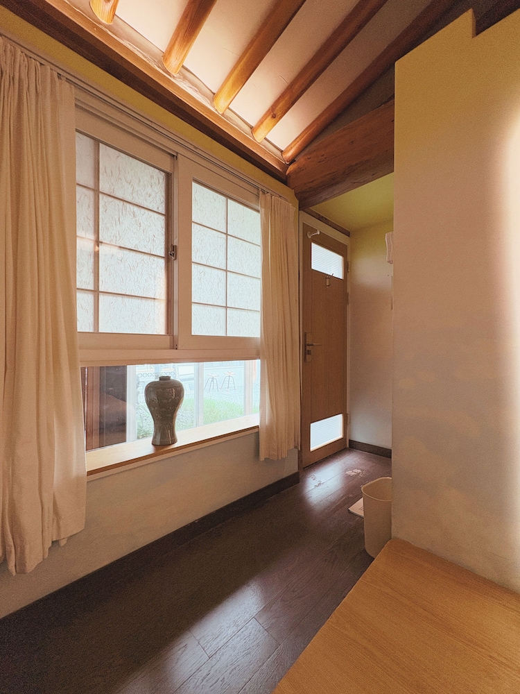 Nagne House Boutique Hanok 25/49