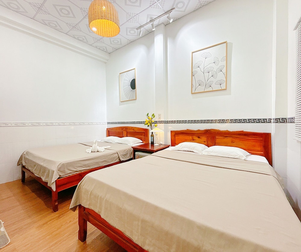 Quoc Dinh Guesthouse 11/42