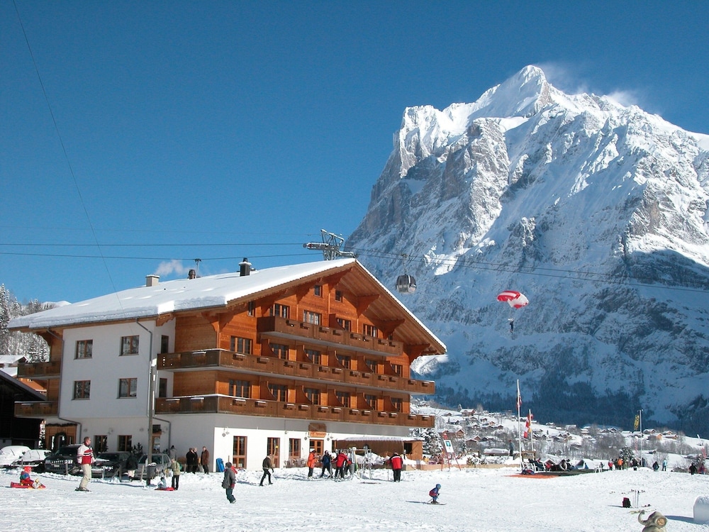 Hotel Bodmi 1/50