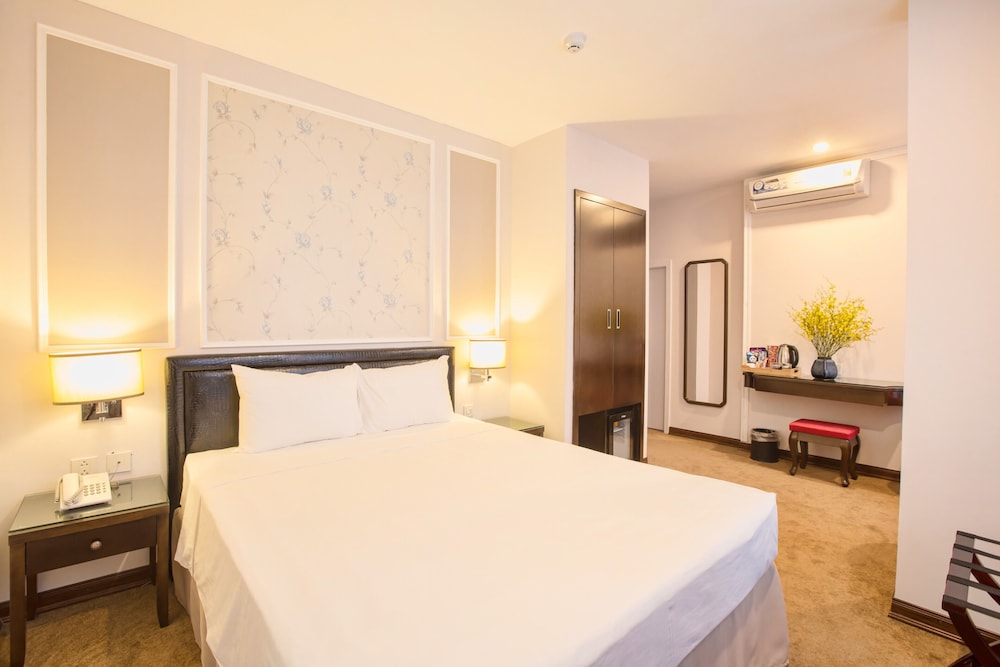 Dinh Ami Hanoi Hotel 29/63