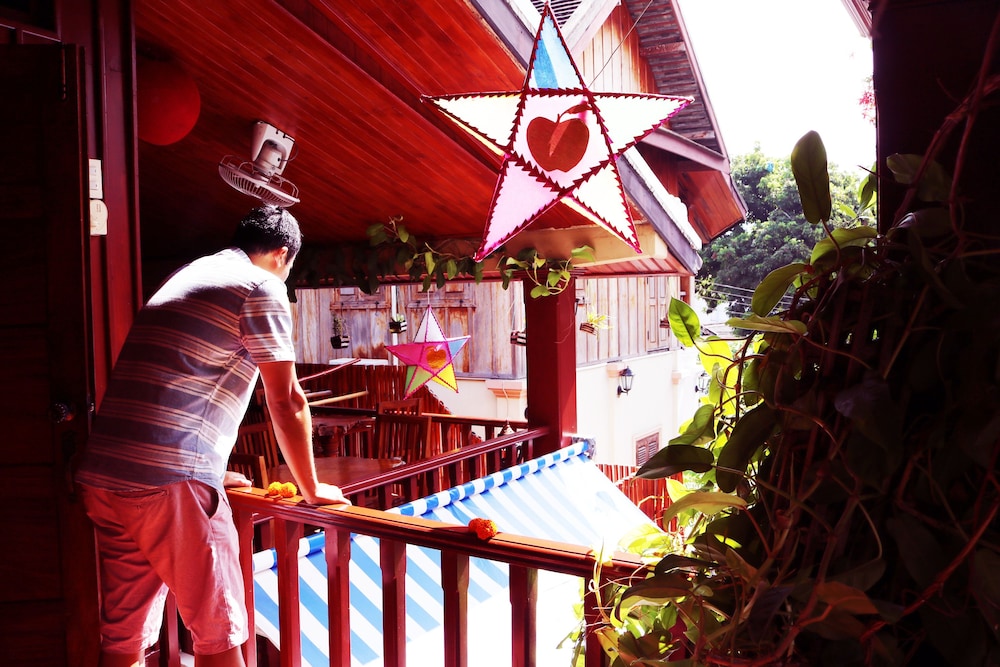 Apple Guesthouse 2/75