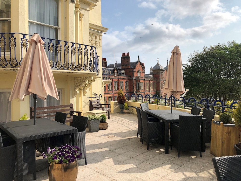 Royal Hotel Scarborough 66/74