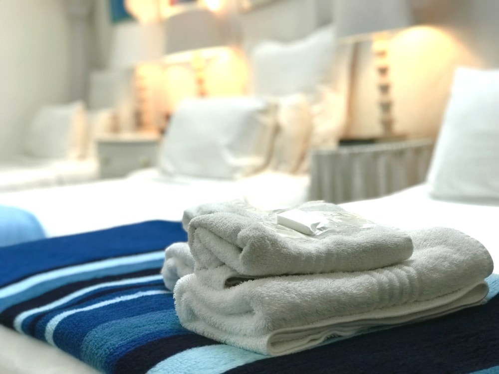 Athenian Villa 14/50