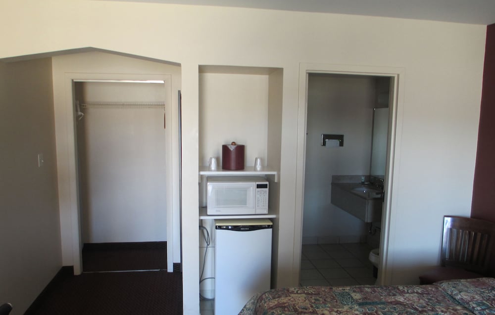 Regal Inn Chicago O Hare Airport 21/58