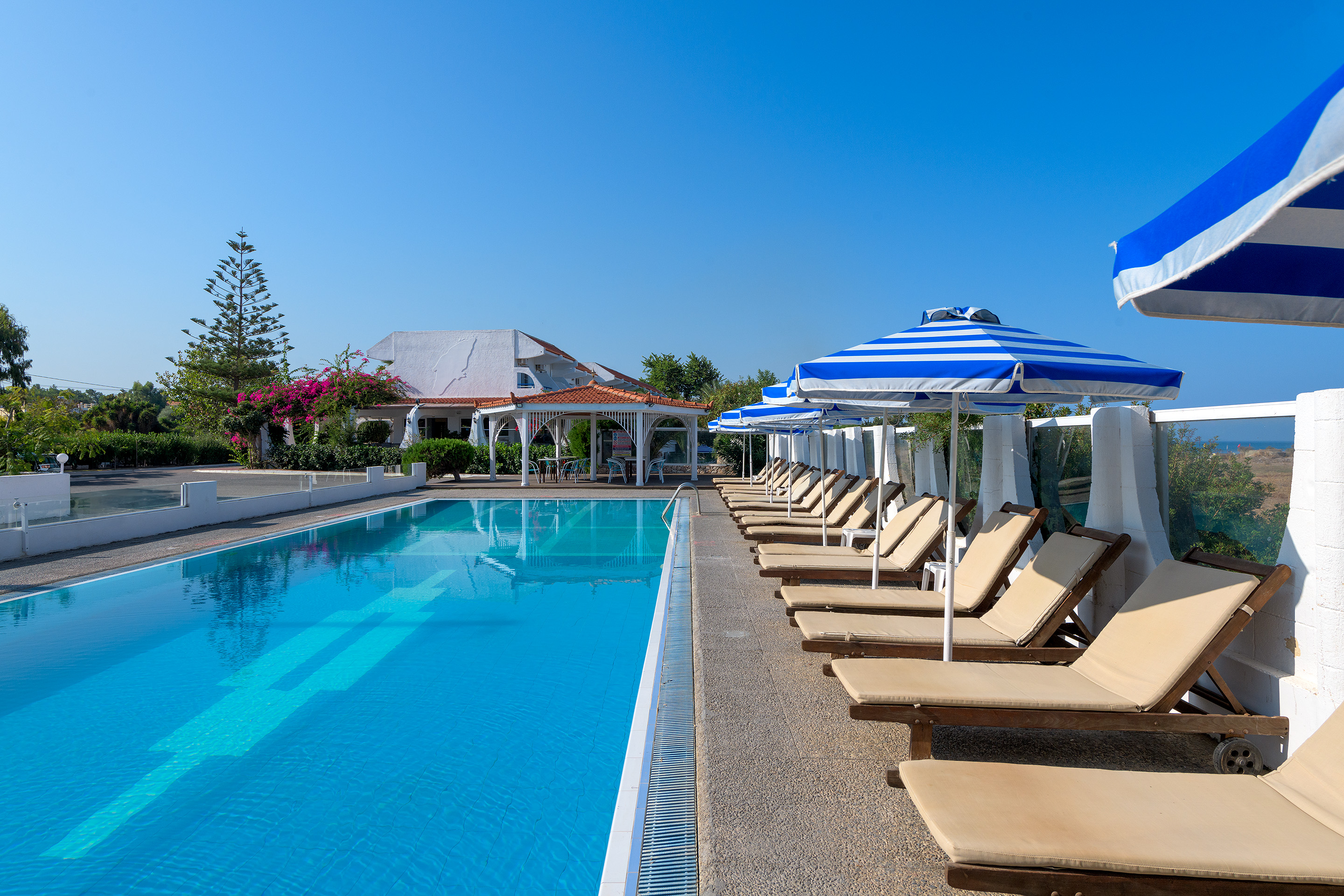 Nirvana Beach Hotel 39/62