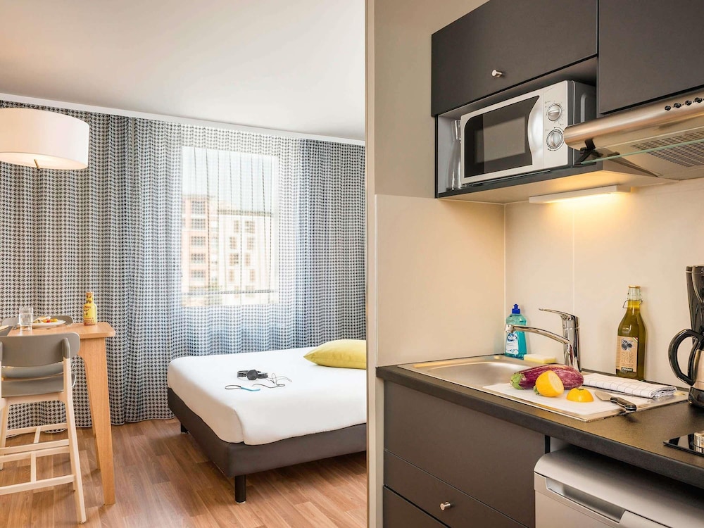 Aparthotel Adagio Access Paris Massy Gare Tgv 69/69