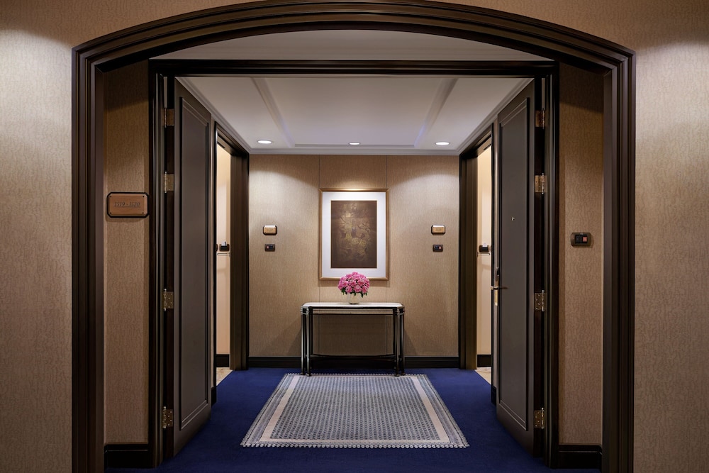Sheraton Grande Sukhumvit 13/79
