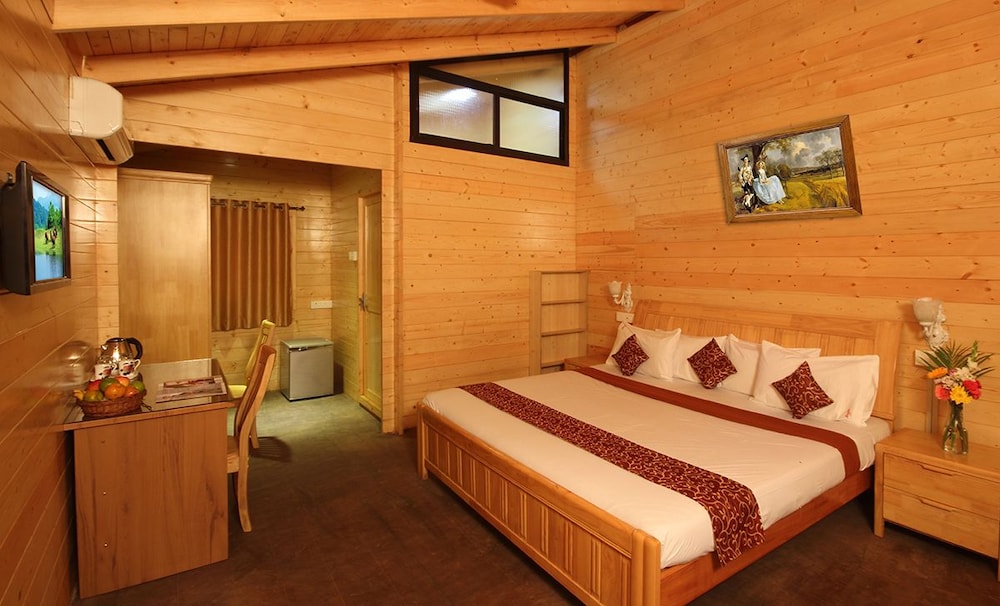Hut, Economy