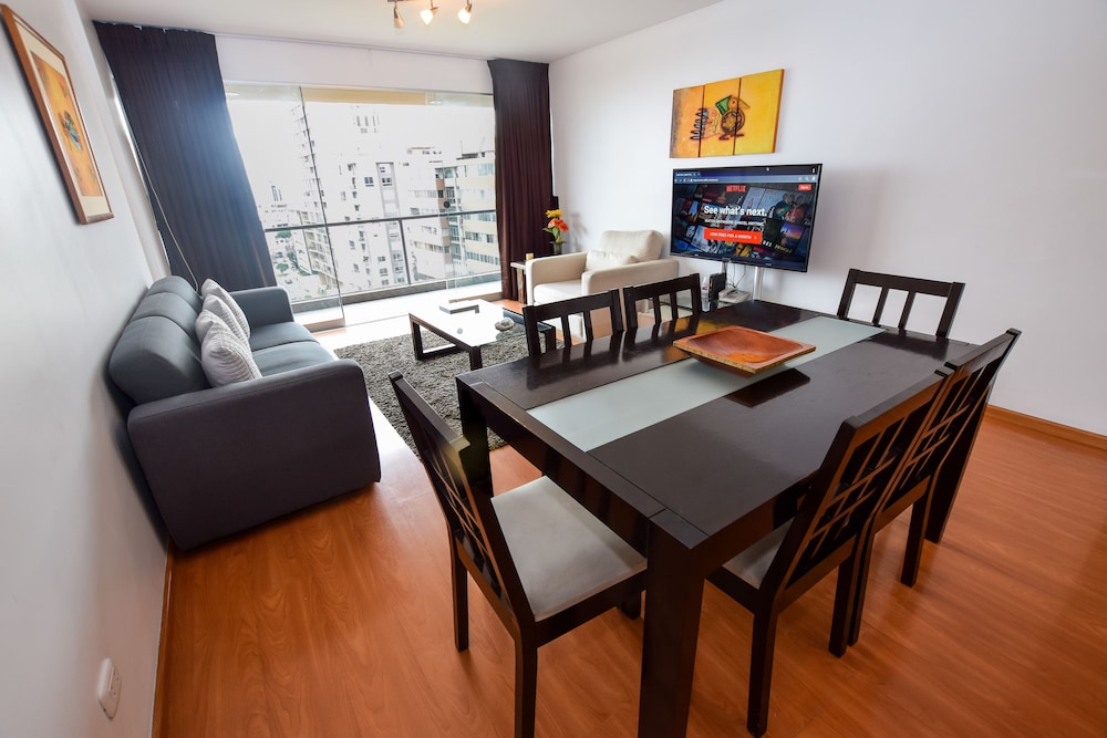 Lux Miraflores Apartments Ocean View 12/24