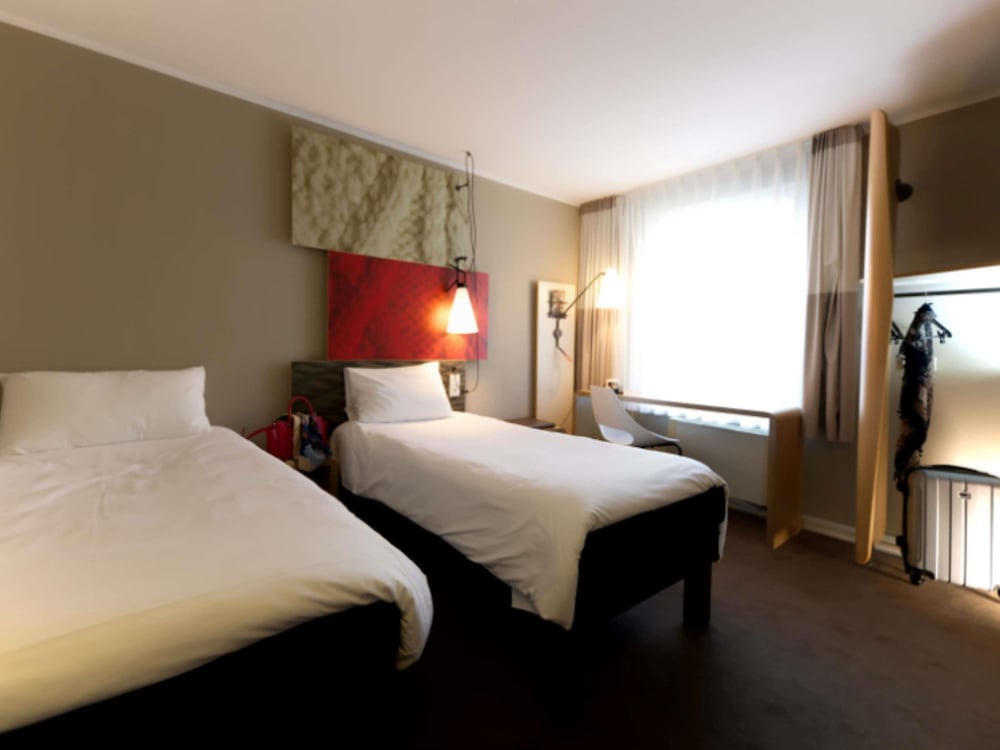 Ibis Hotel Koln Centrum 18/68