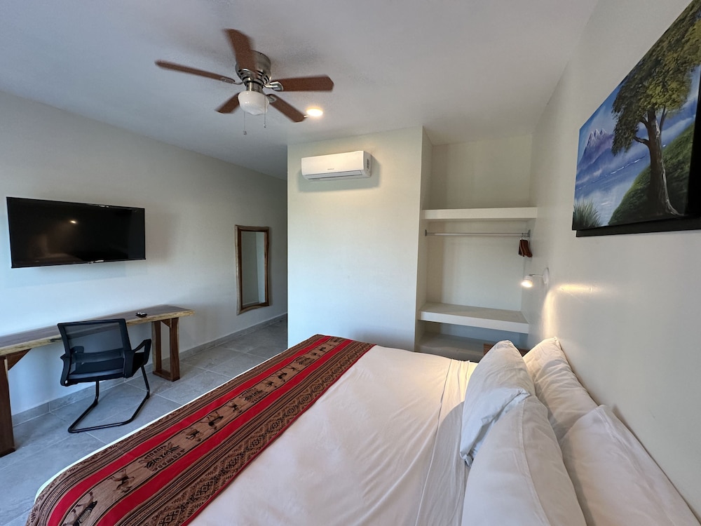 Oneiro Suites 14/41
