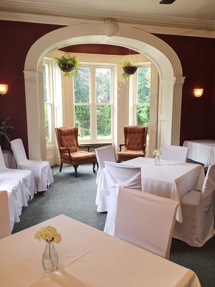 Westover Inn 49/69