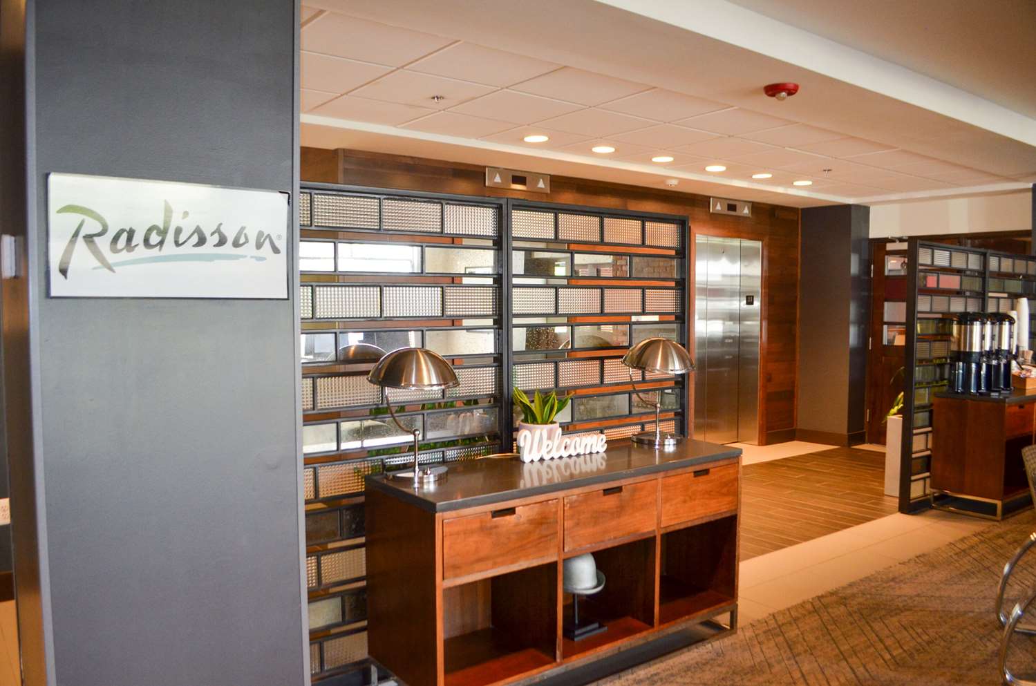 Radisson Hotel Detroit Metro Airport 8/22