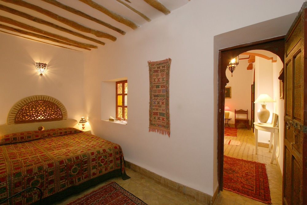 Riad Karmela 21/50