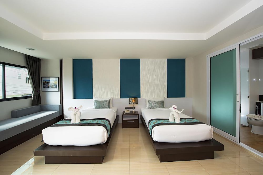The Nice Hotel 38/49