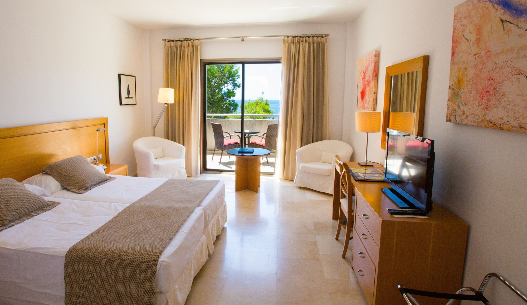 ROOM, DOUBLE BED, SEA VIEW