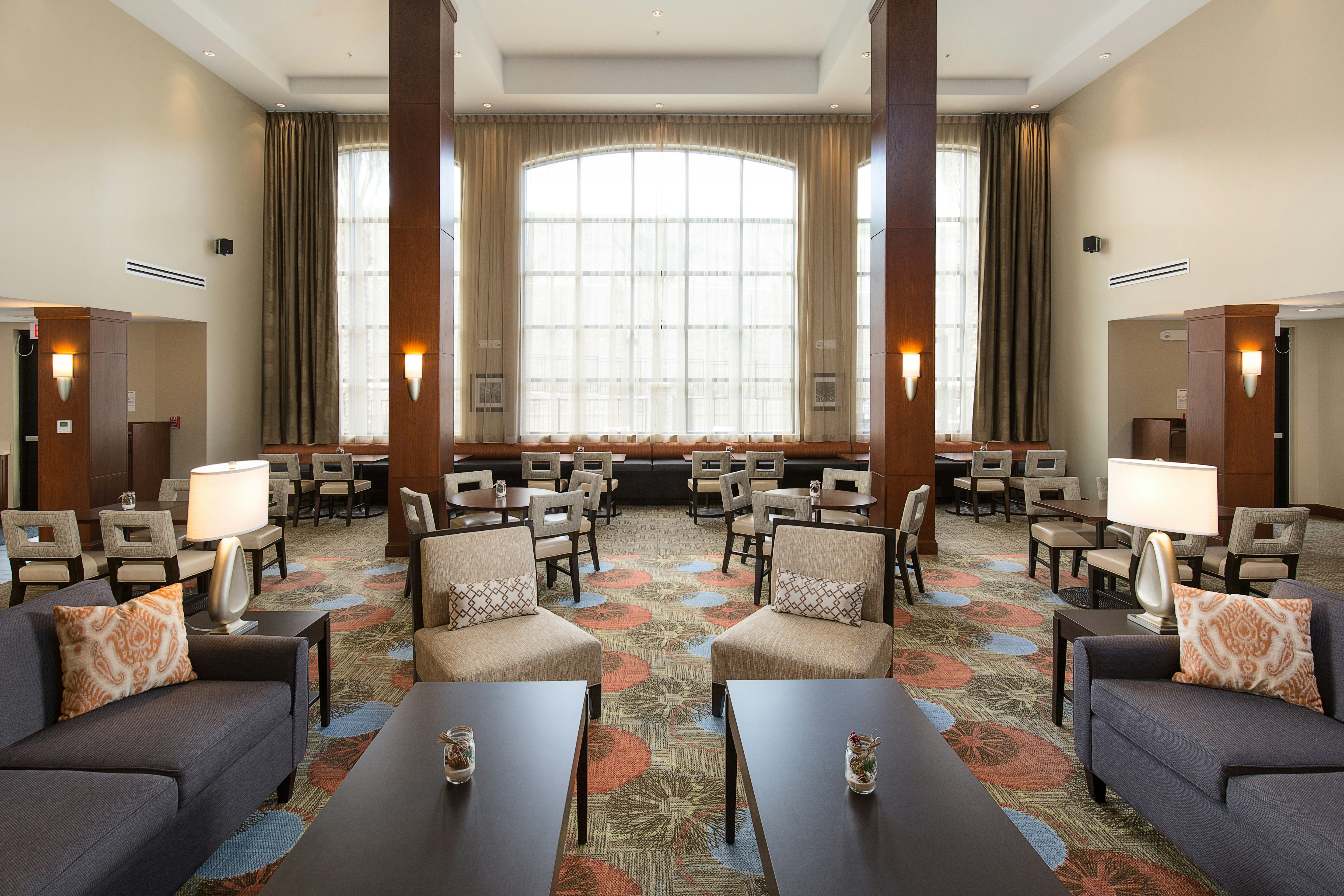 Staybridge Suites Corona South 21/45
