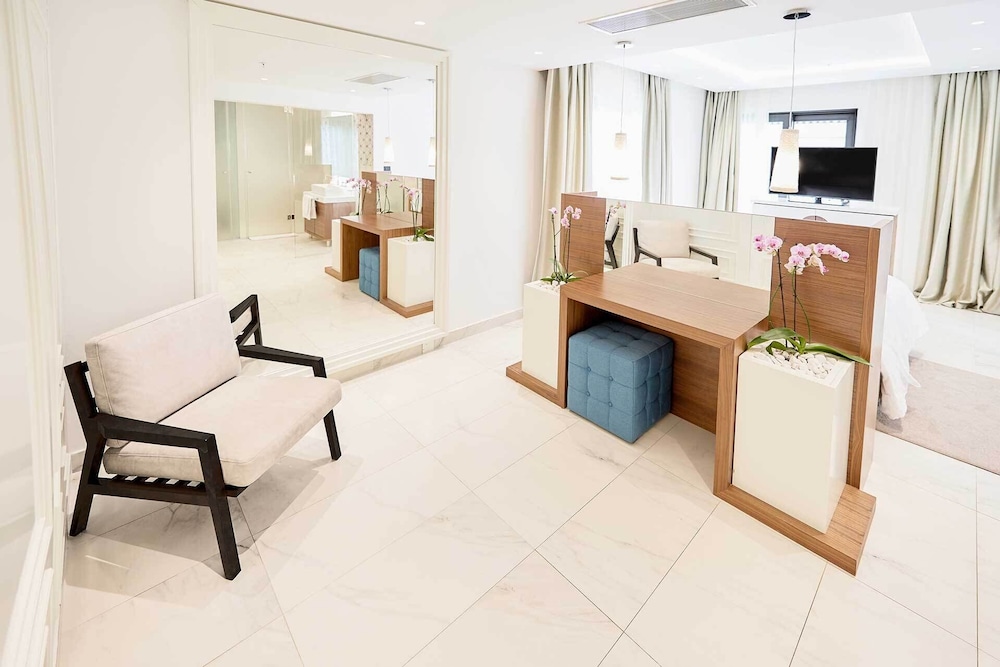 Huma Kotor Bay Hotel & Villas 54/79