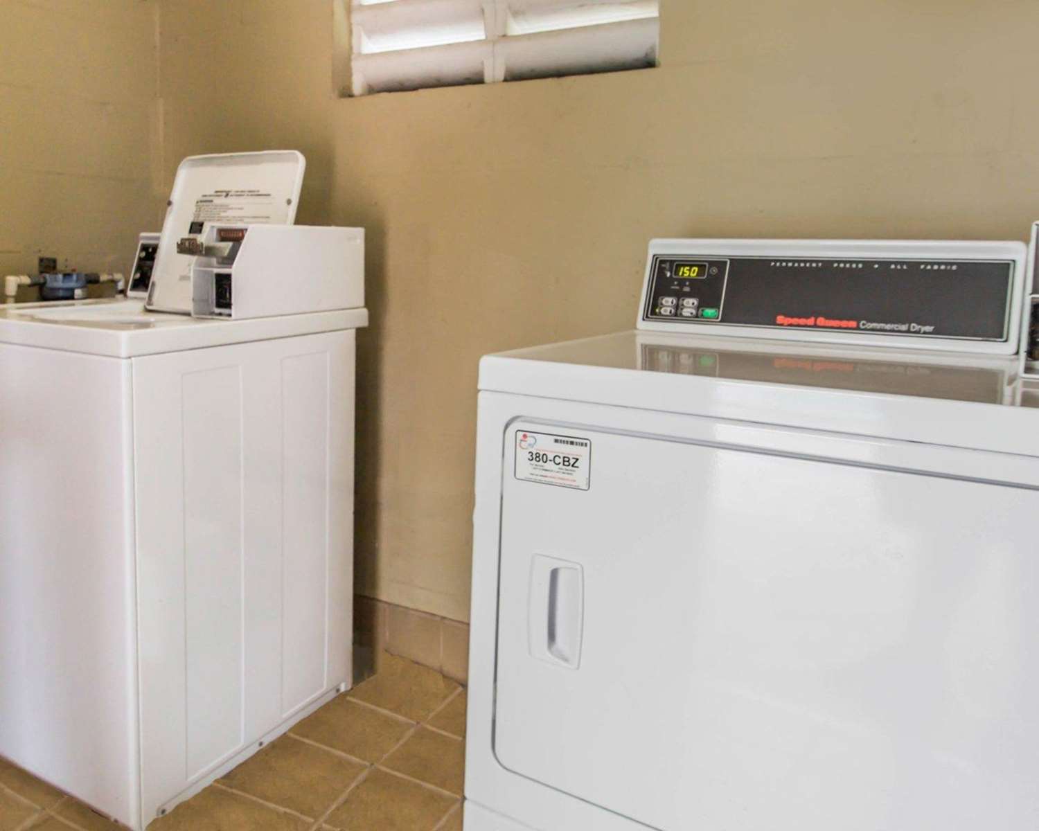 Rodeway Inn & Suites Haines City - Winter Haven 14/19