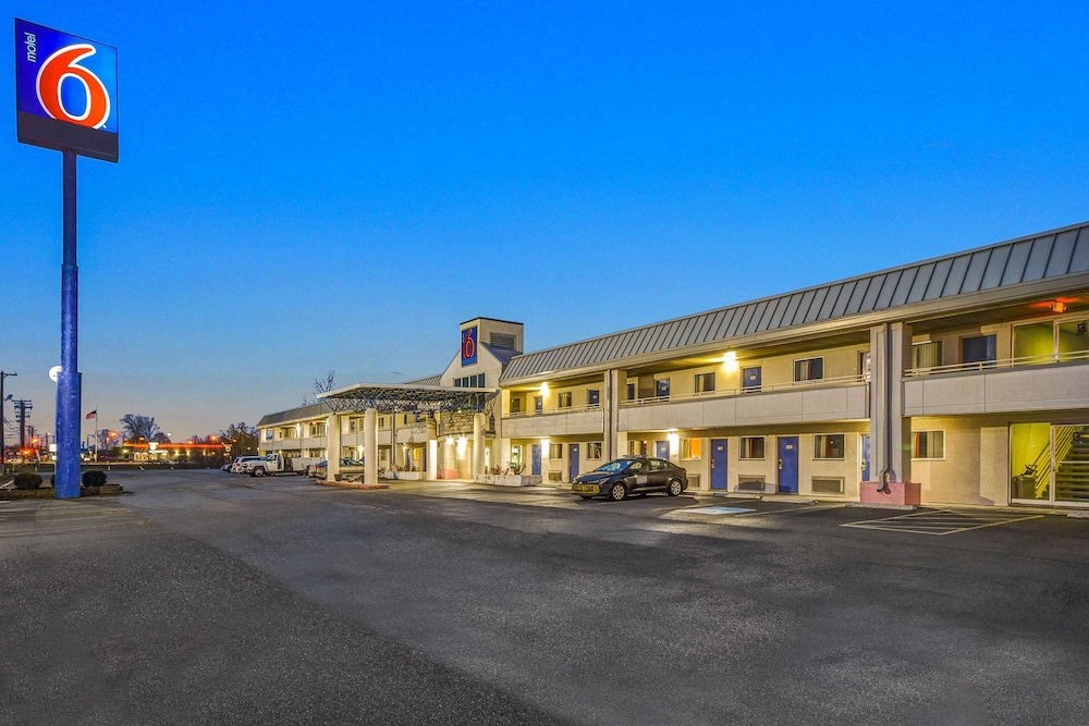 Motel6 North Ridgeville, OH - Cleveland Intl Airport - N Ridgeville in NORTH RIDGEVILLE - OH