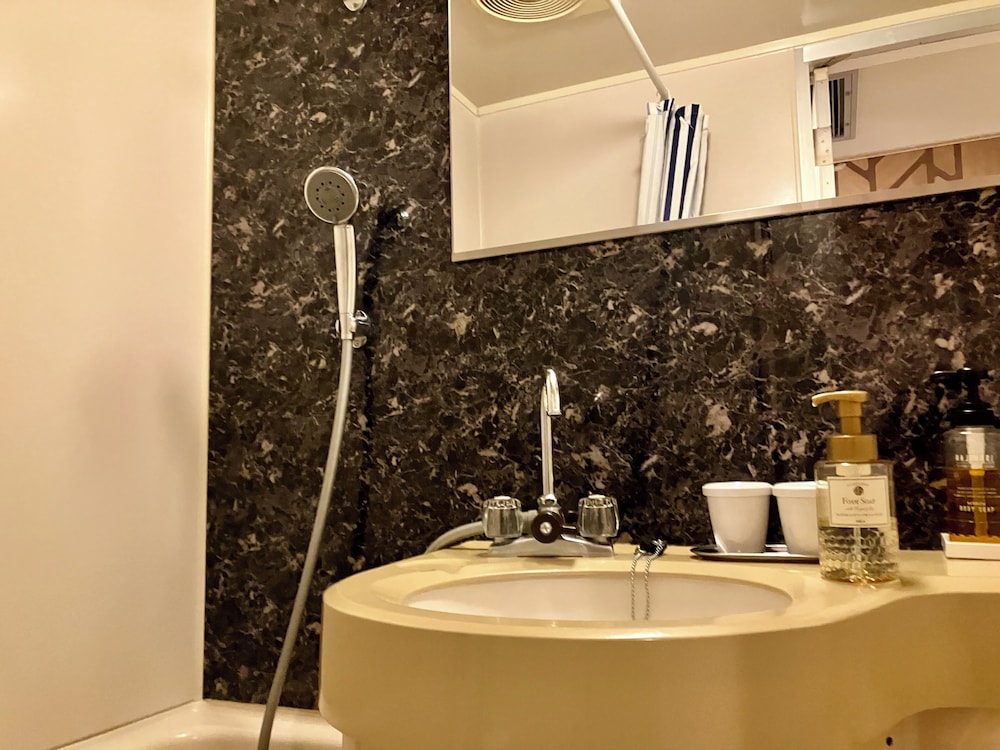 Hotel Livemax BUDGET miharaekimae 50/50