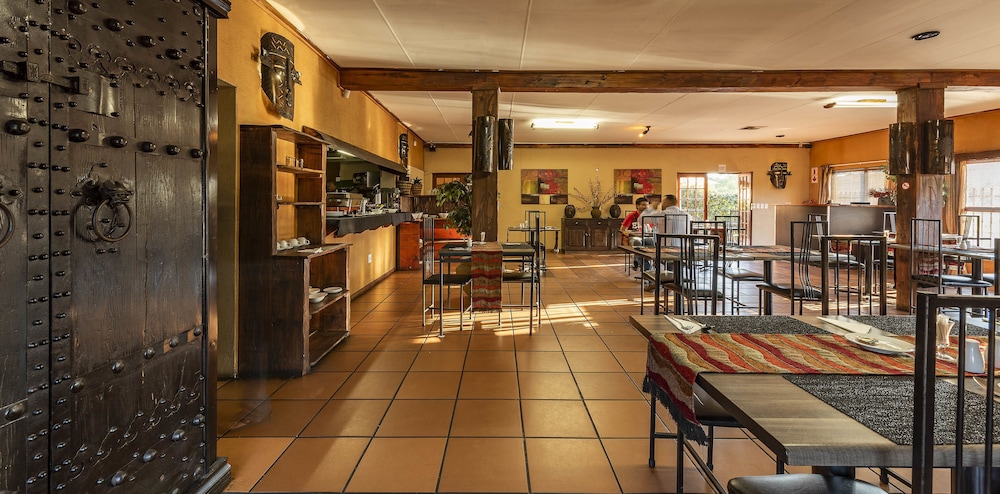 Kuruman Inn by Country Hotels 31/42