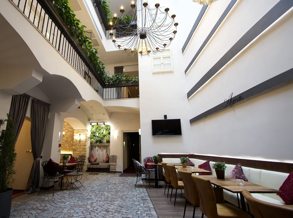 Residence Agnes 56/60