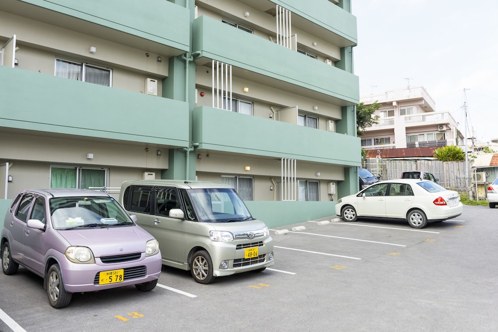 Mr.Kinjo Eminence Inn Makishi 7/52