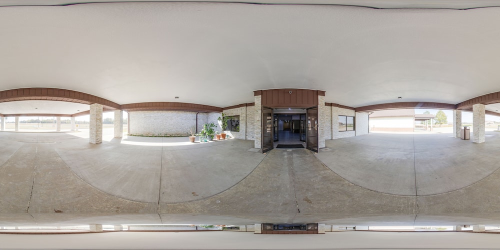 Quality Inn Grayville, IL 18/35