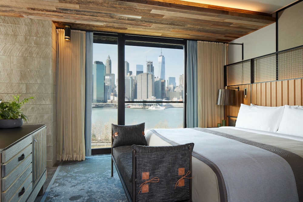 1 Hotel Brooklyn Bridge 23/44